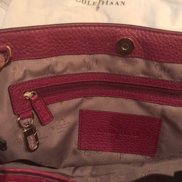 Deep Cranberry coloured and fabulous inside/ out - Picture 6 of 6